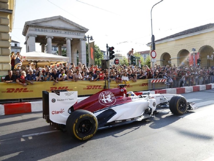 Alfa Romeo gwiazdą "F1 Unleash" w Mediolanie